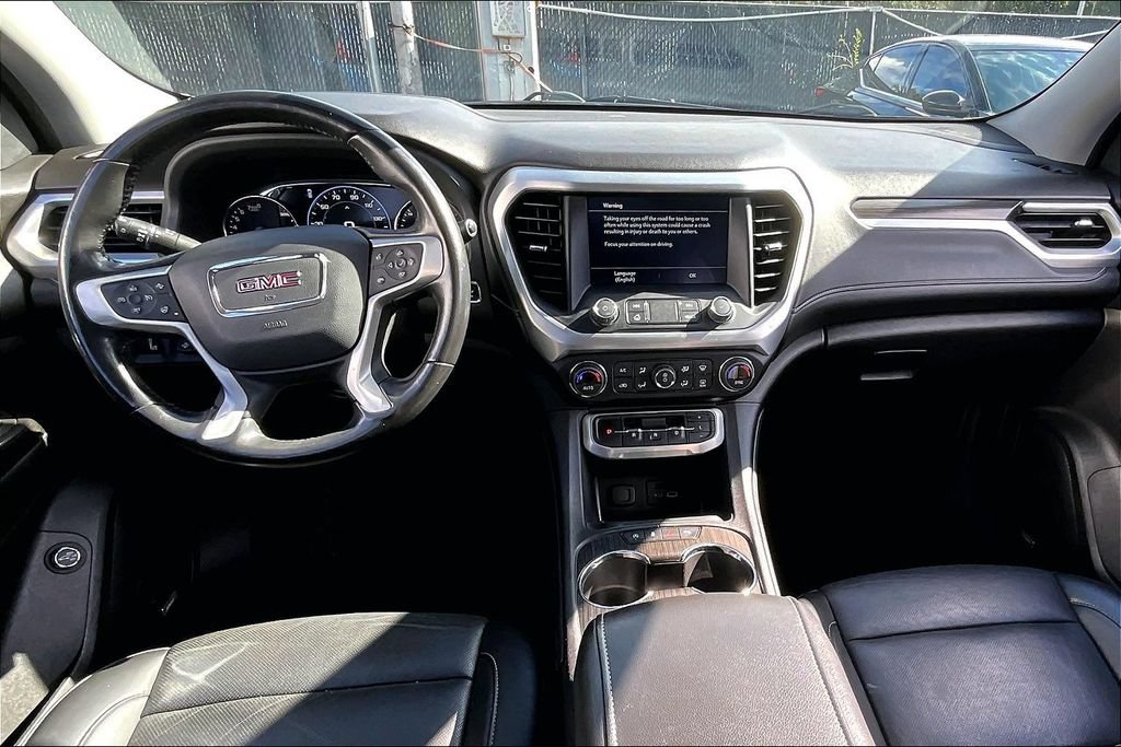 Used 2022 GMC Acadia SLT w/ Technology Package FWD image 7