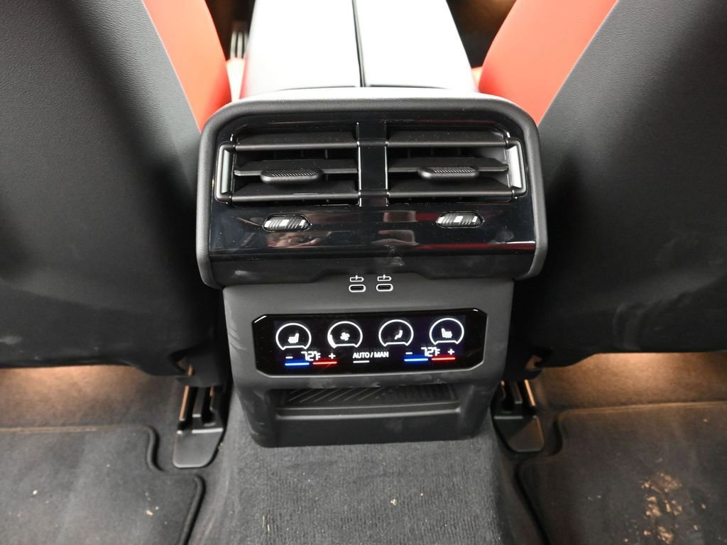 Used 2025 BMW M5 Touring w/ M Driver's Package image 18