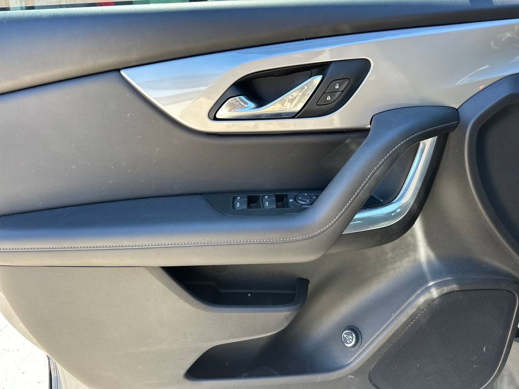 Used 2021 Chevrolet Blazer LT FWD image 39