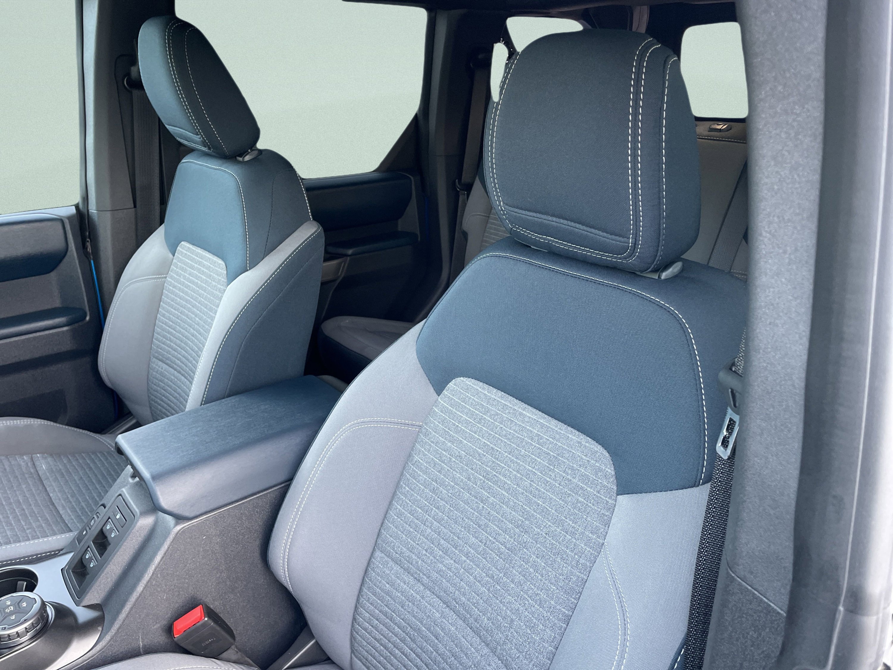 Used 2023 Ford Bronco Outer Banks image 14