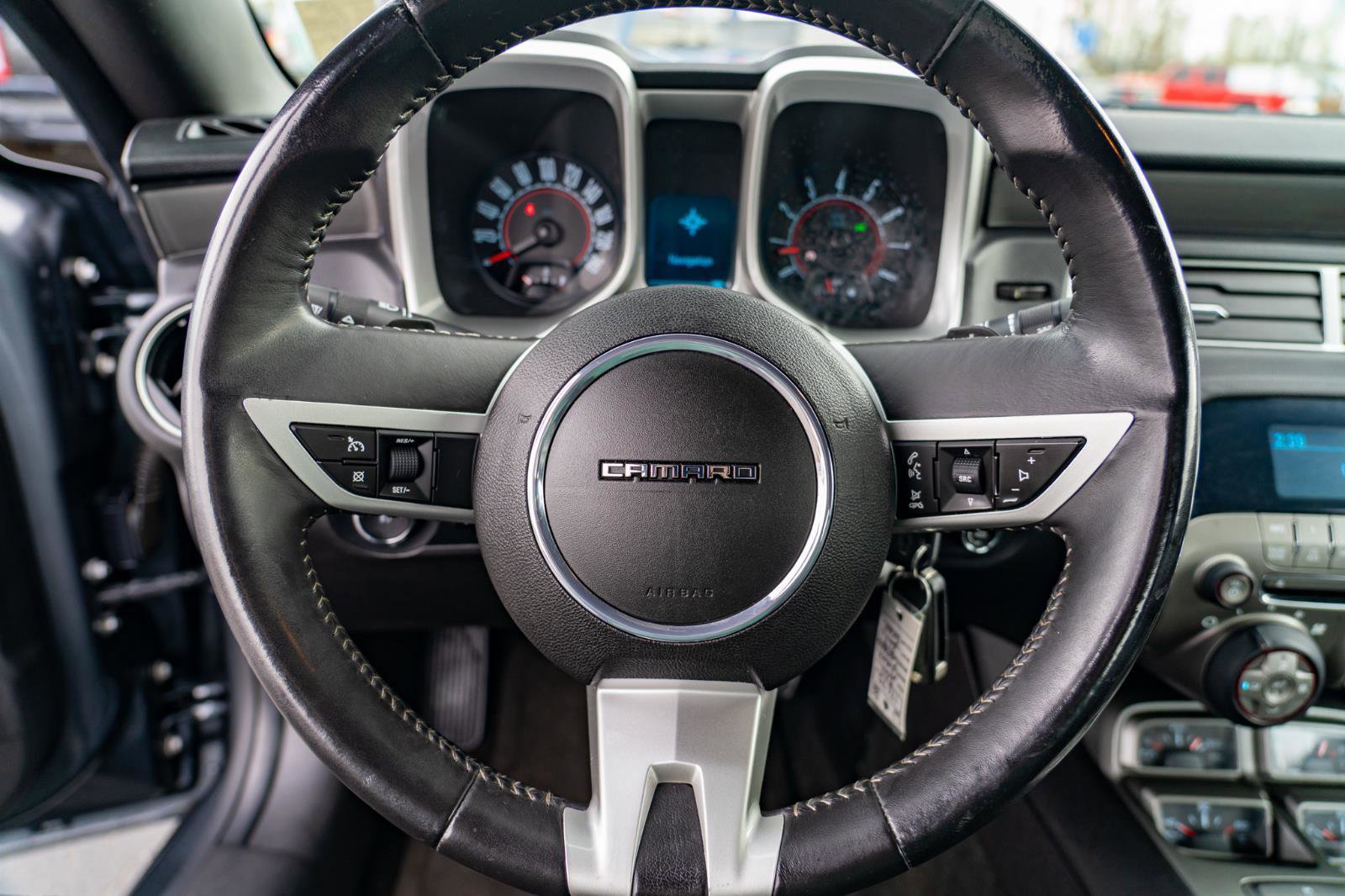 Used 2011 Chevrolet Camaro LT RWD image 18