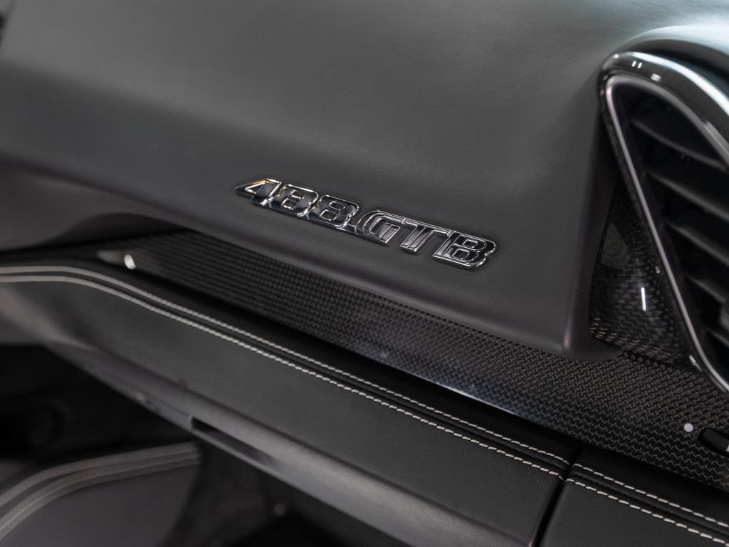 Certified 2018 Ferrari 488 GTB RWD image 20