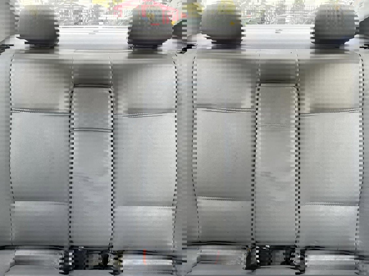 Used 2000 BMW 323i Sedan image 30