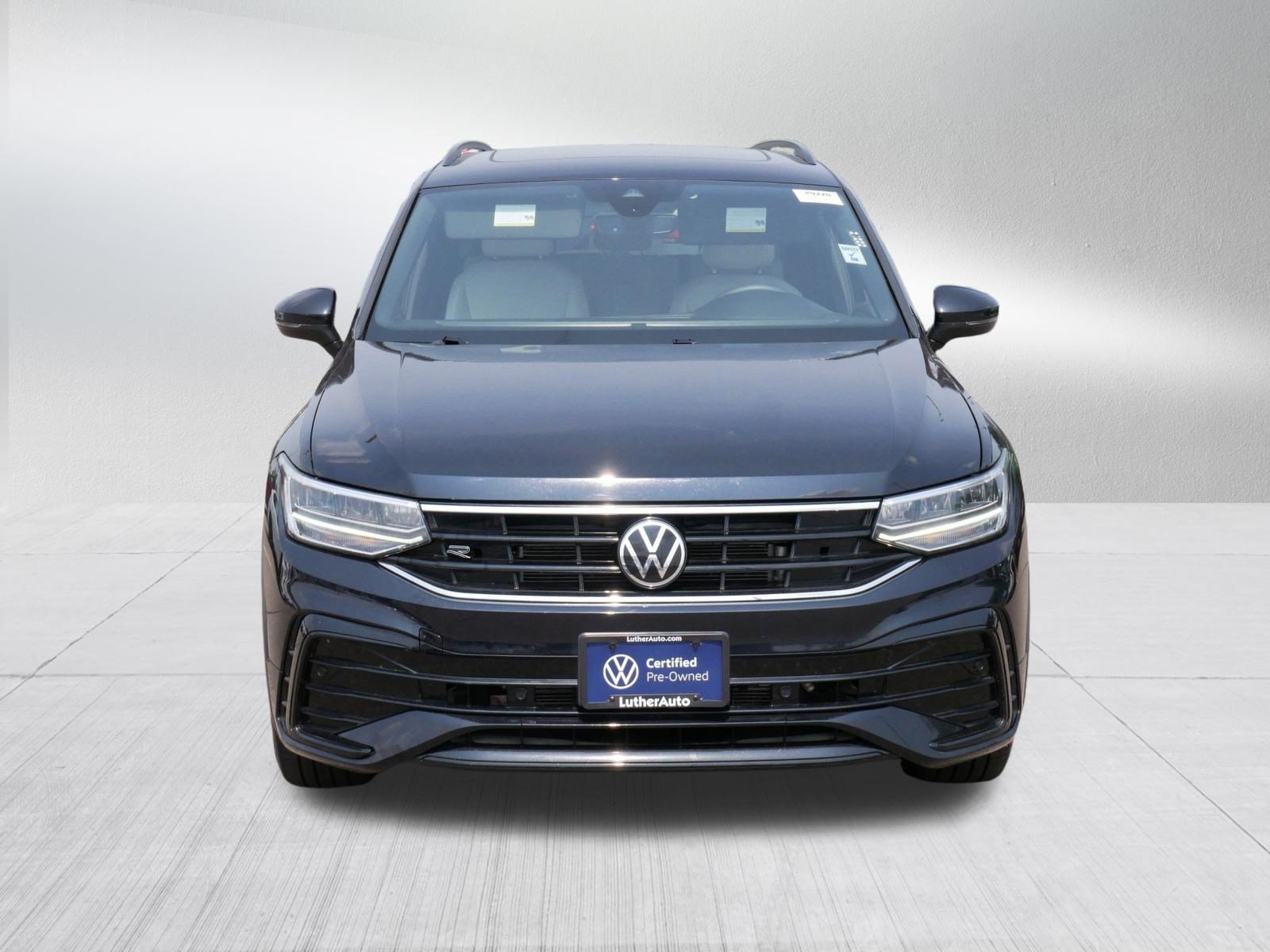 Certified 2023 Volkswagen Tiguan SE R-Line AWD/4WD image 2