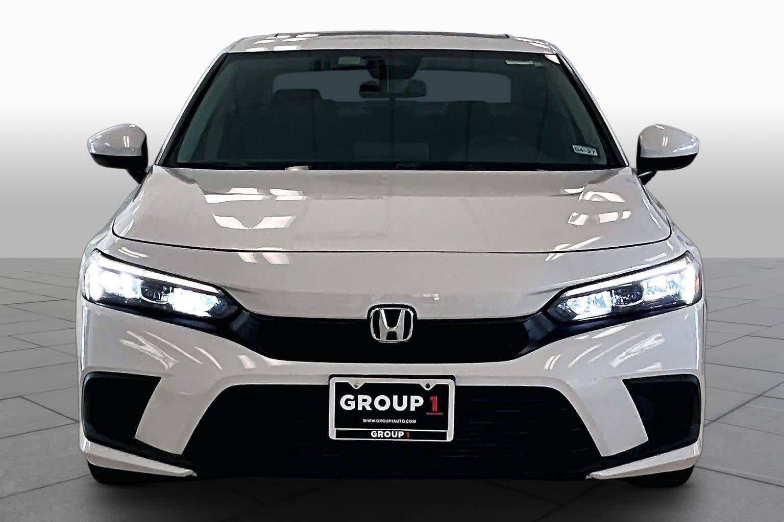 Used 2022 Honda Civic EX image 3