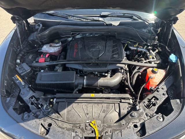 Used 2020 Alfa Romeo Stelvio Ti w/ Nero Edizione image 25