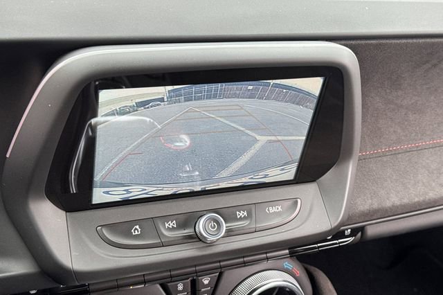 Used 2018 Chevrolet Camaro ZL1 image 23