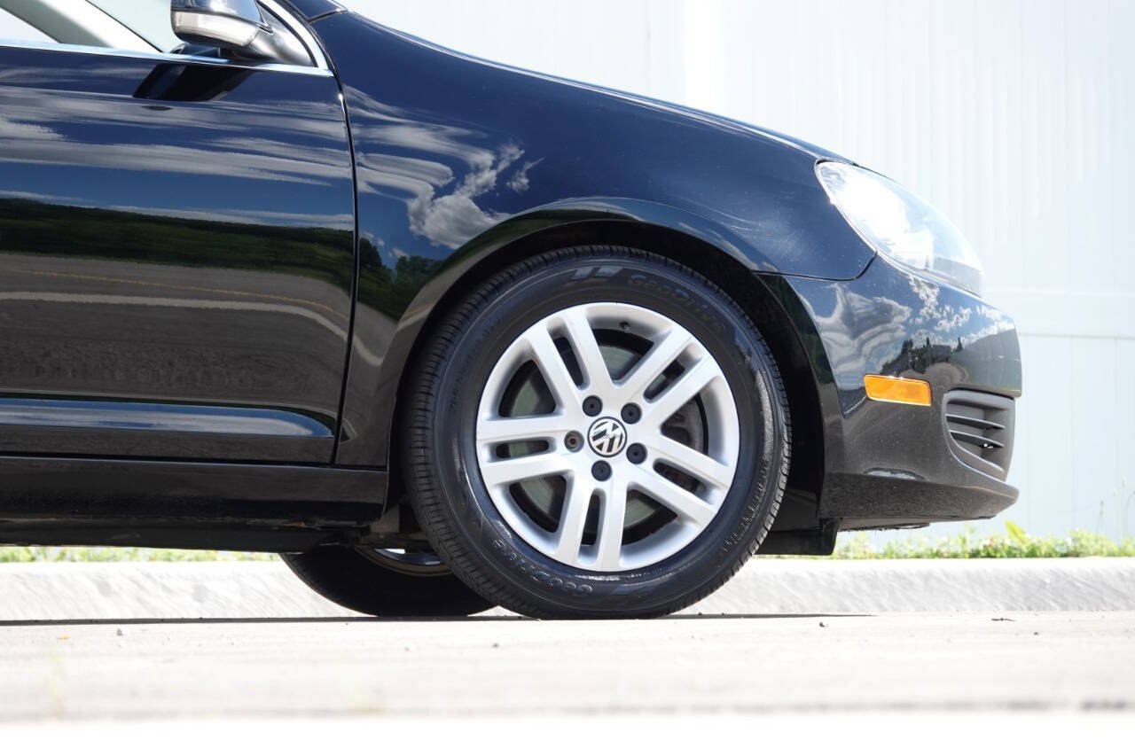 Used 2013 Volkswagen Jetta TDI FWD image 29