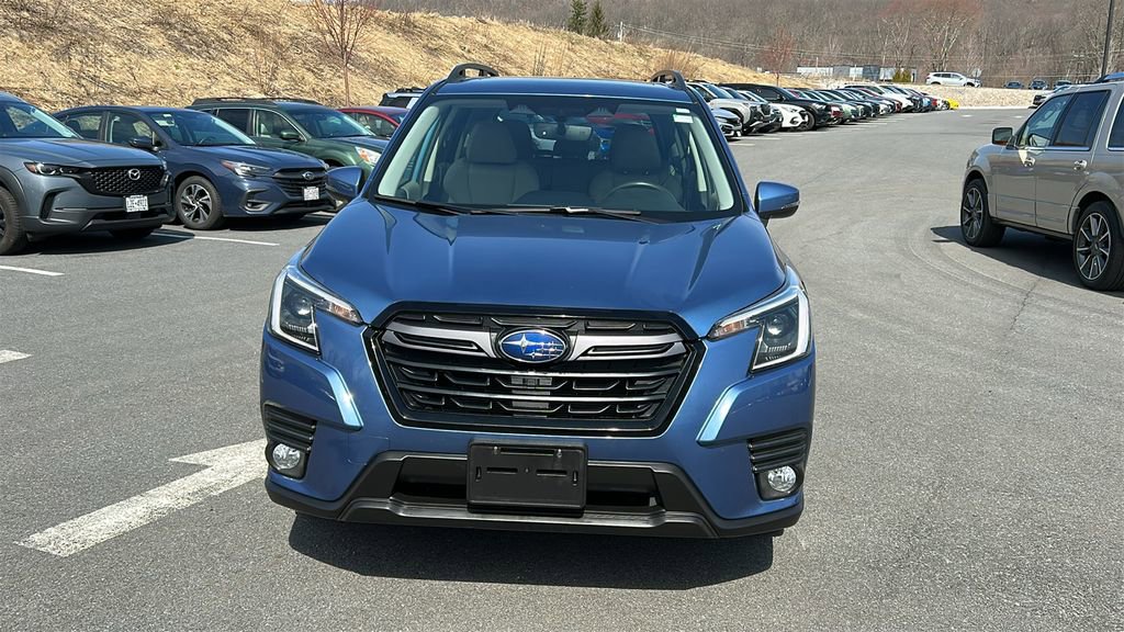 Certified 2023 Subaru Forester Limited image 2