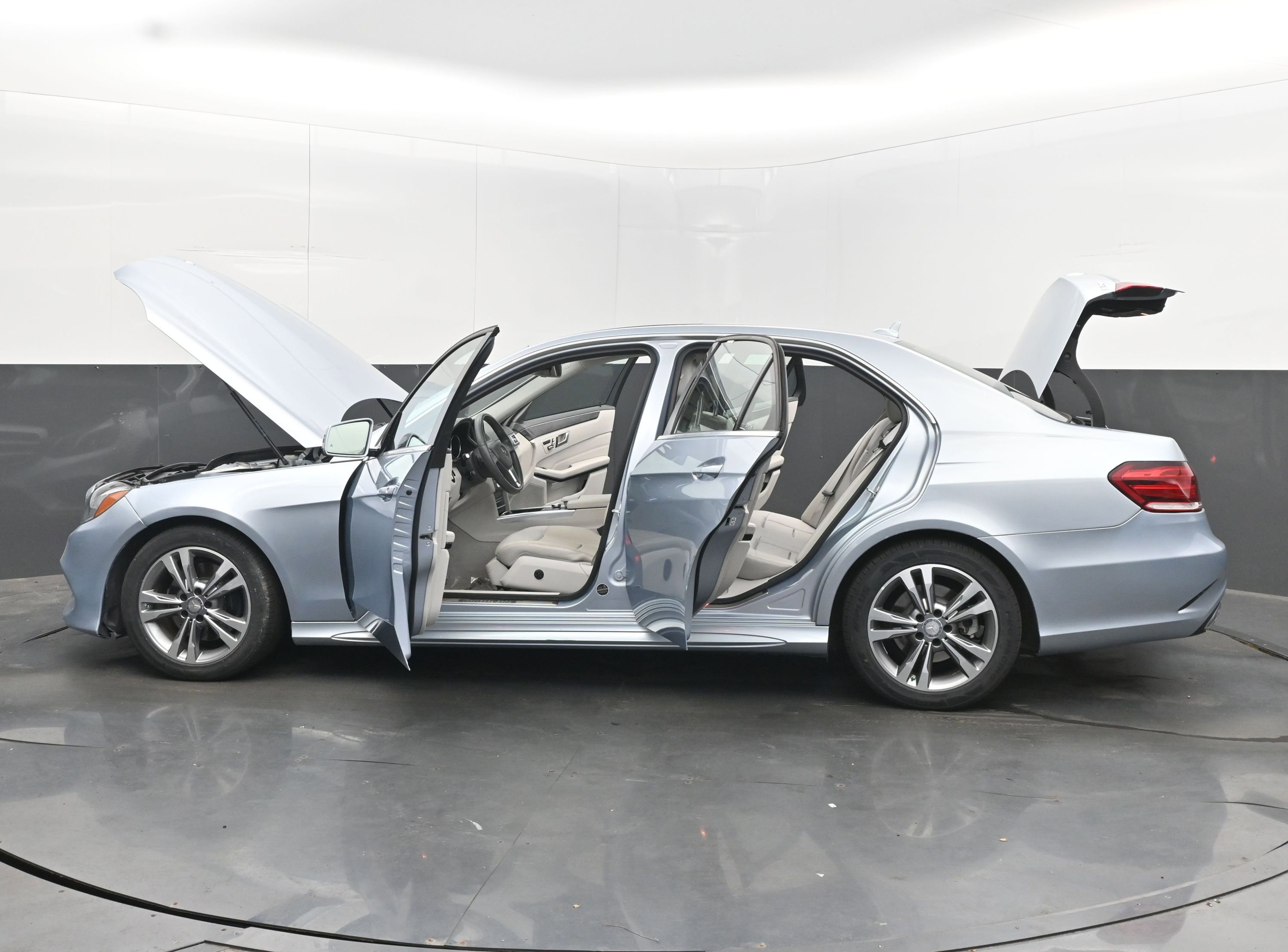 Used 2015 Mercedes-Benz E 350 Sedan image 46