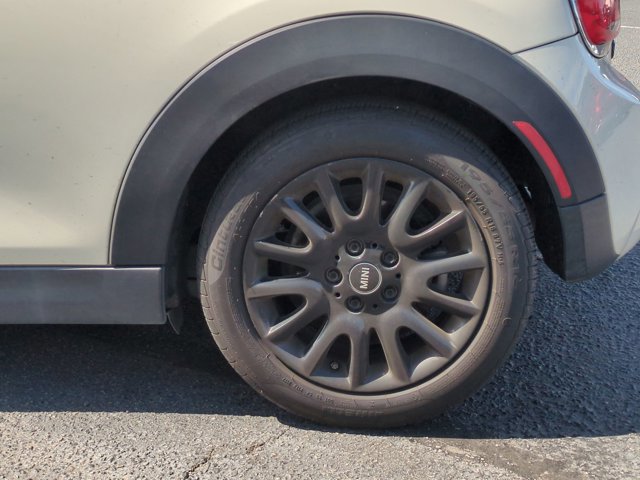 Used 2016 MINI Cooper S image 13