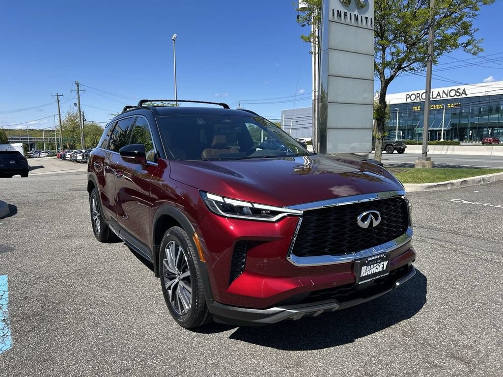 Certified 2023 INFINITI QX60 Autograph w/ Cargo Package AWD/4WD image 2