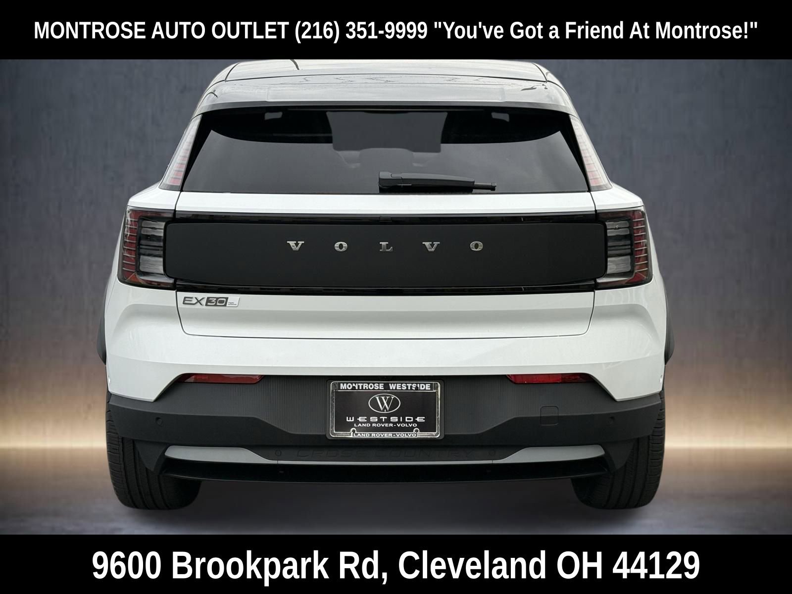 New 2026 Volvo EX30 Cross Country Ultra image 5