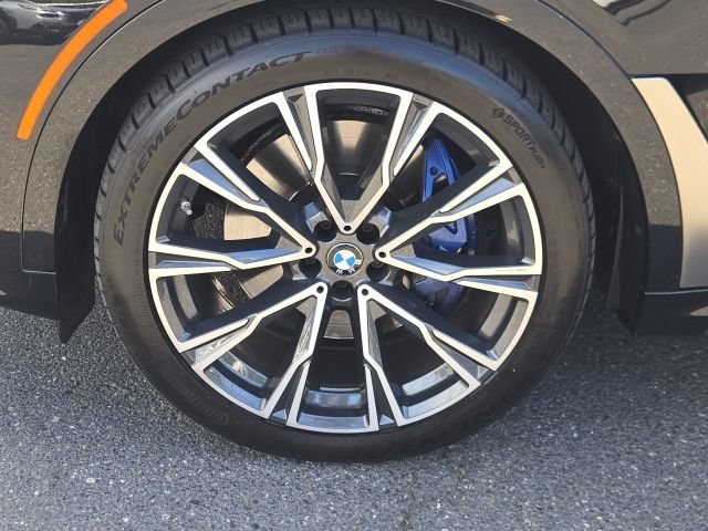 Used 2022 BMW X7 M50i w/ Executive Package AWD/4WD image 19