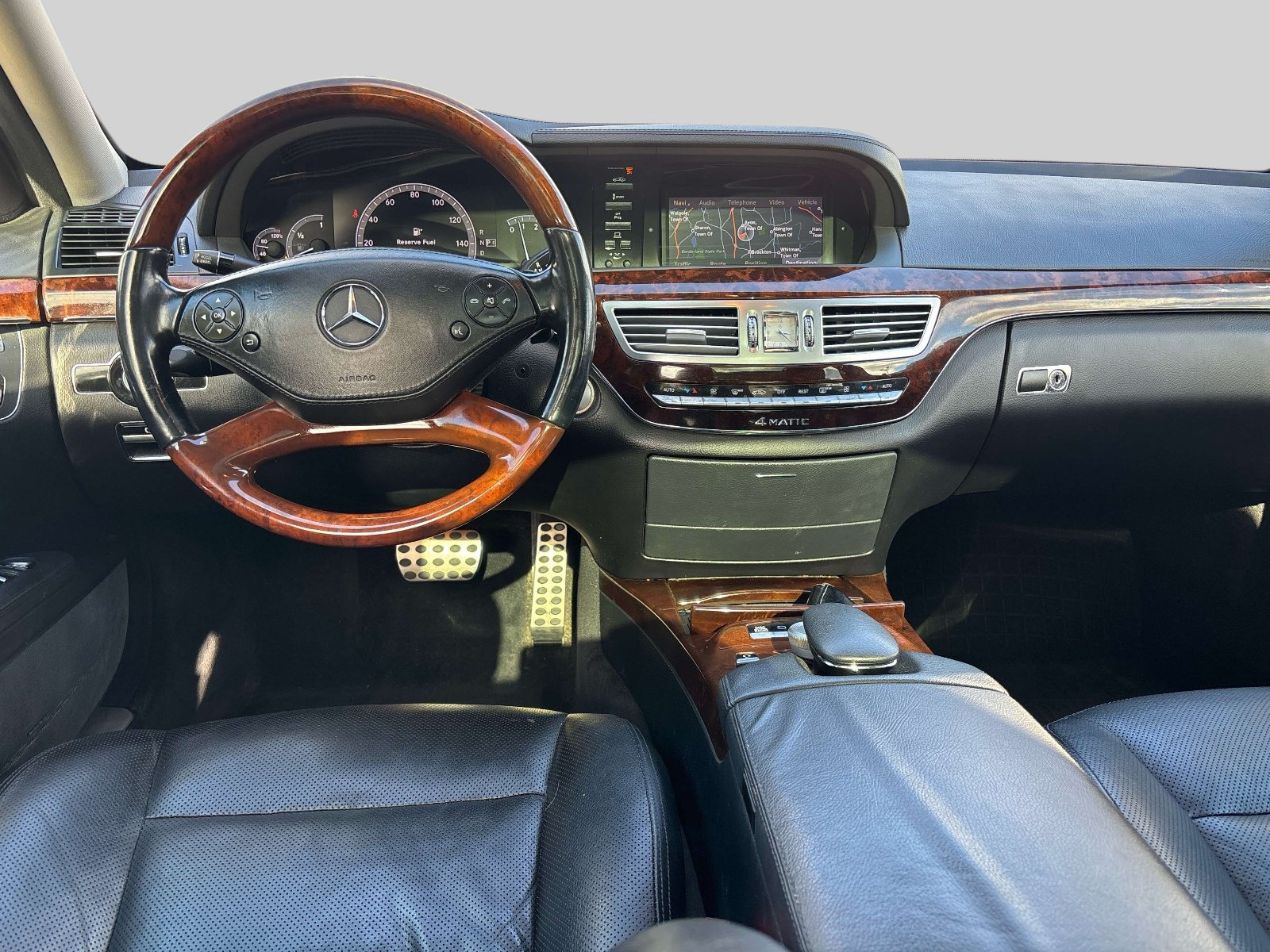 Used 2013 Mercedes-Benz S 550 4MATIC image 10