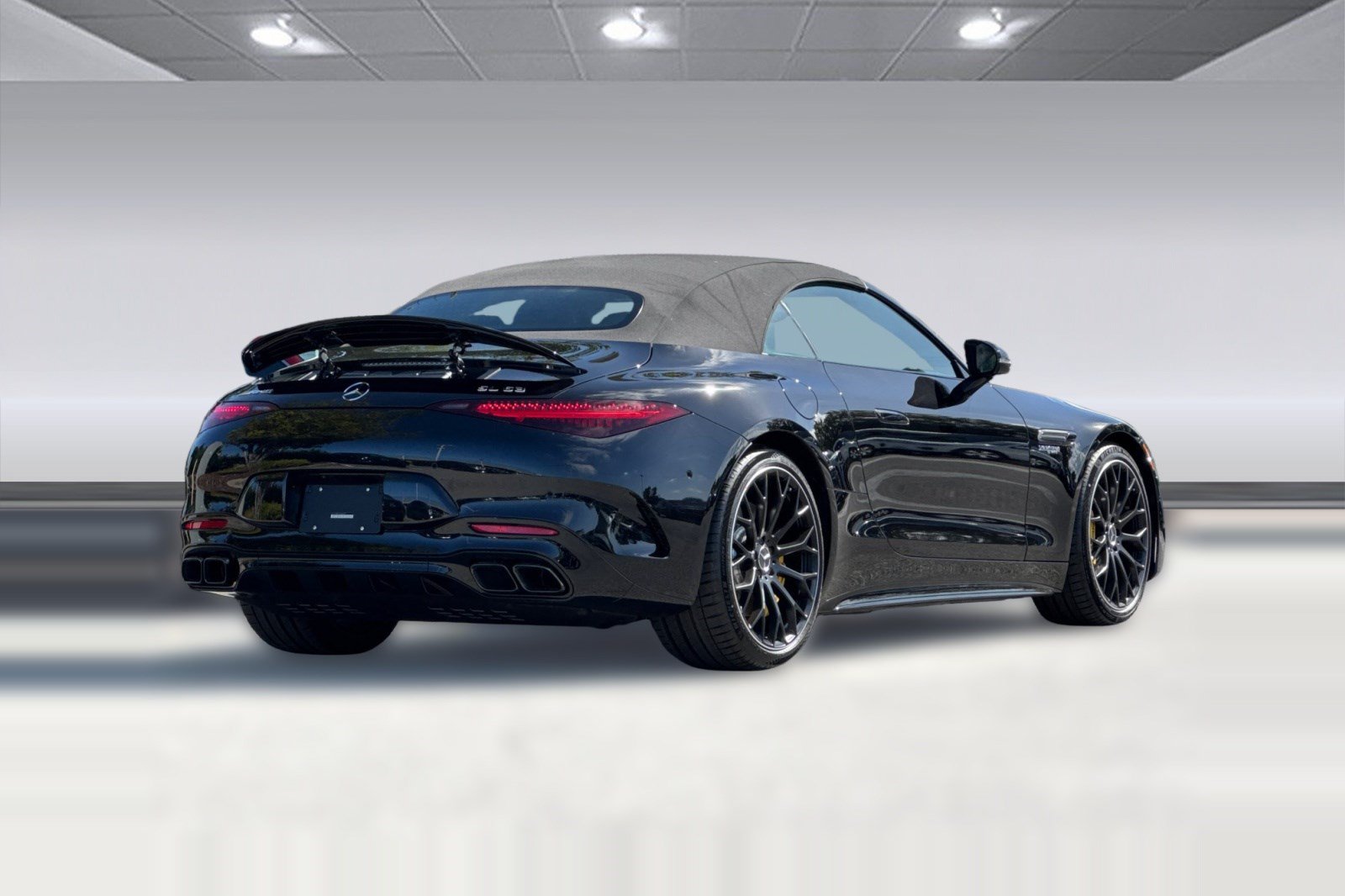 New 2026 Mercedes-Benz SL 63 AMG 4MATIC image 8