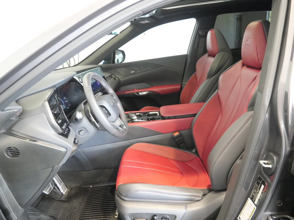 Certified 2025 Lexus RX 500h F Sport AWD/4WD image 15