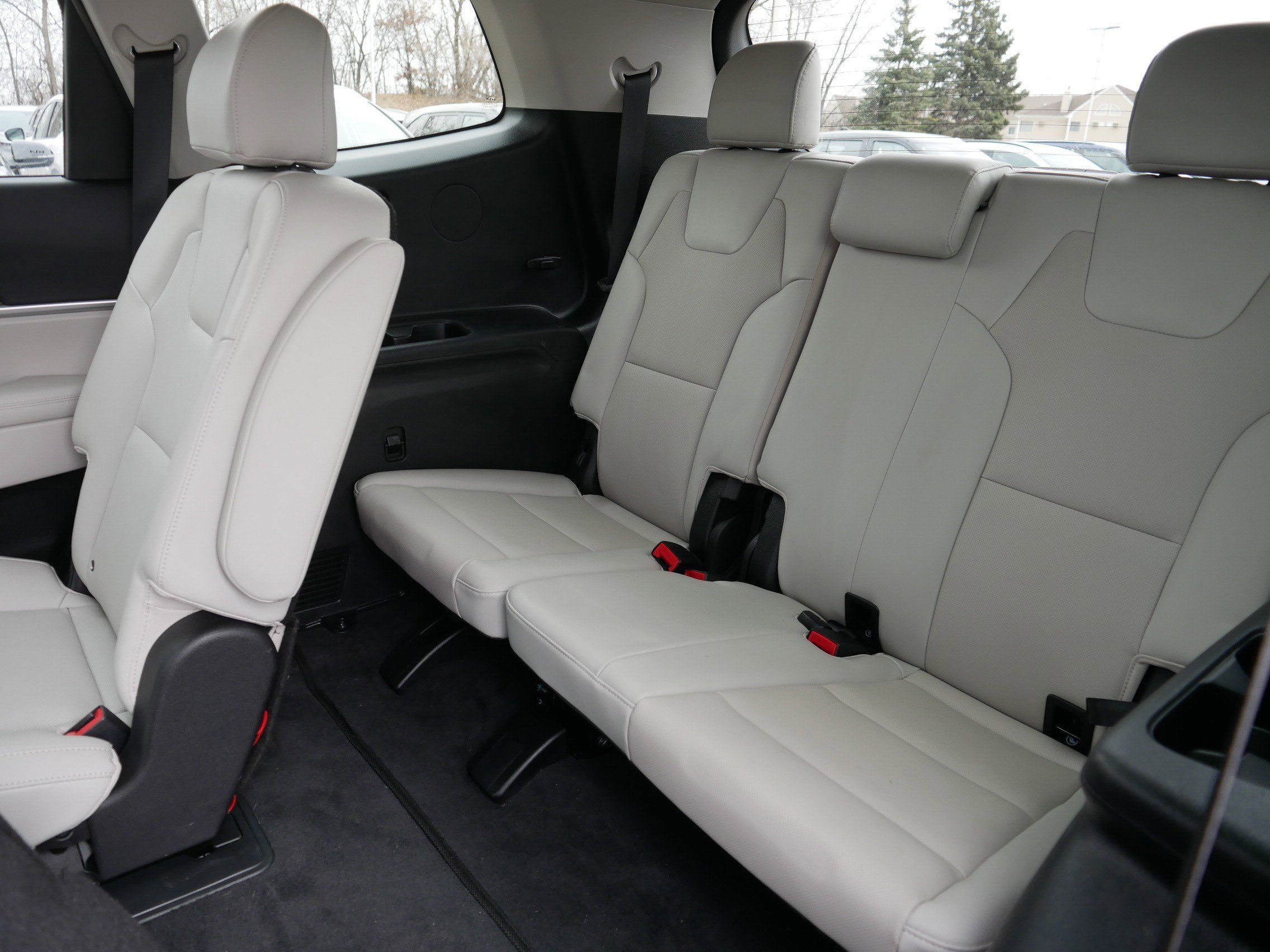 Certified 2022 Kia Telluride S image 37