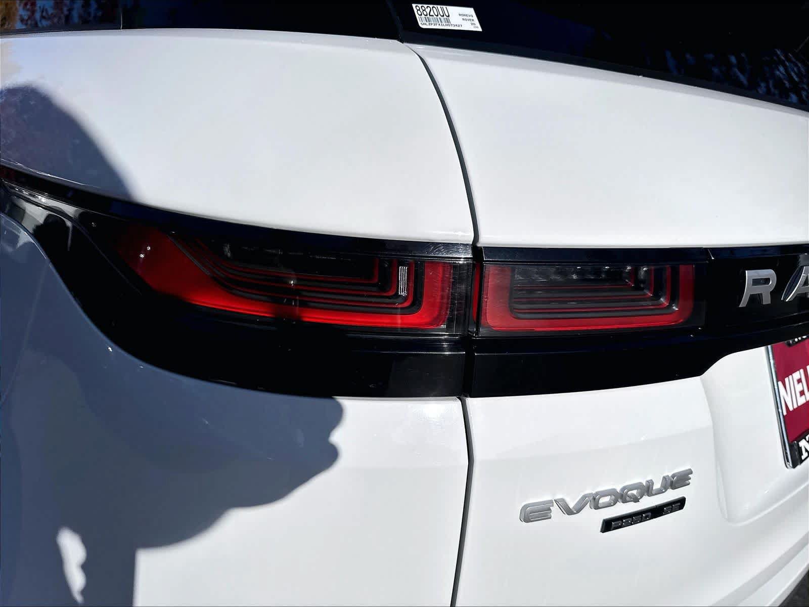 Used 2020 Land Rover Range Rover Evoque SE AWD/4WD image 31