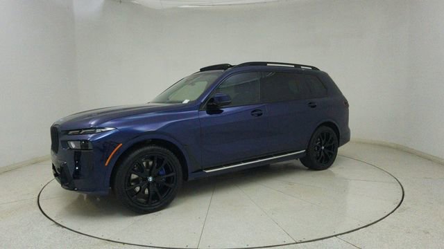 Used 2024 BMW X7 xDrive40i w/ Executive Package image 70
