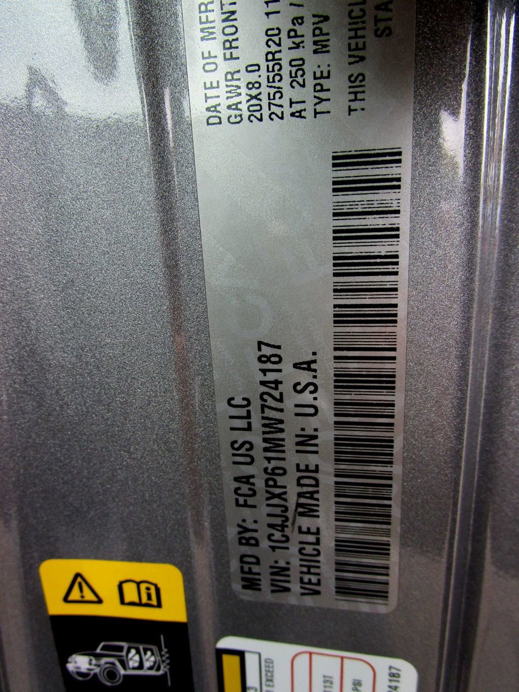 Used 2021 Jeep Wrangler Unlimited Sahara w/ Cold Weather Group image 35