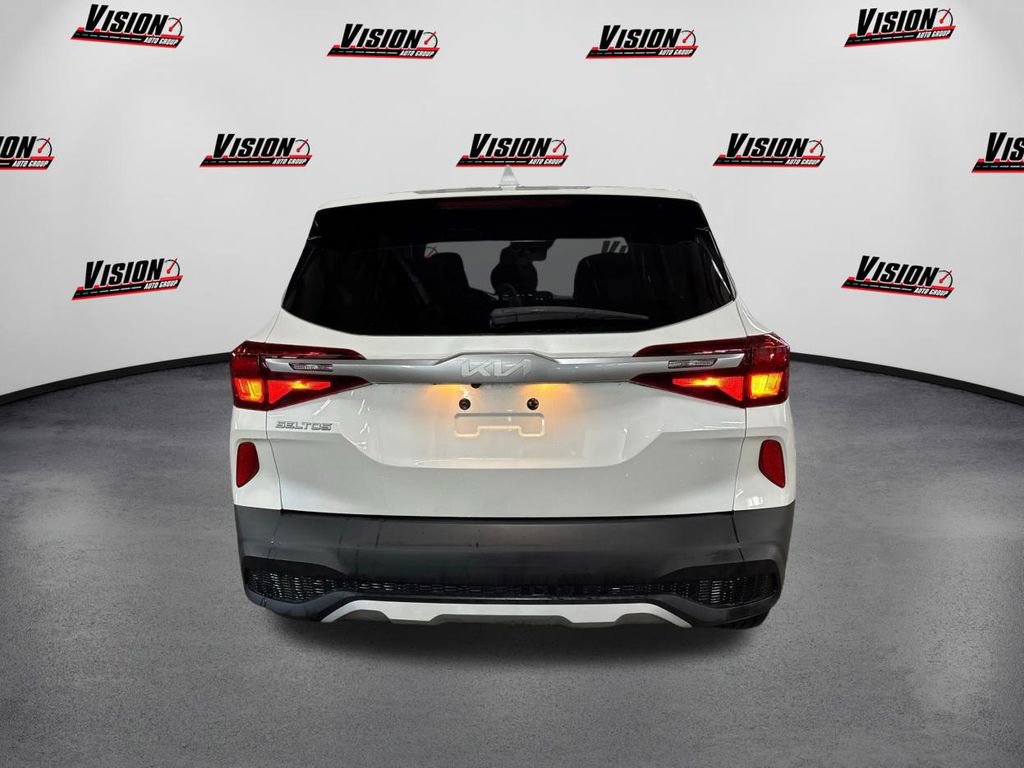 Used 2023 Kia Seltos LX image 6