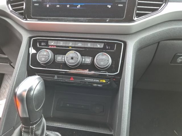 Used 2021 Volkswagen Atlas Cross Sport SEL Premium R-Line image 24