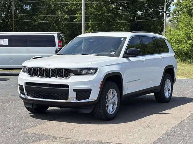 New 2026 Jeep Grand Cherokee L Laredo AWD/4WD image 28