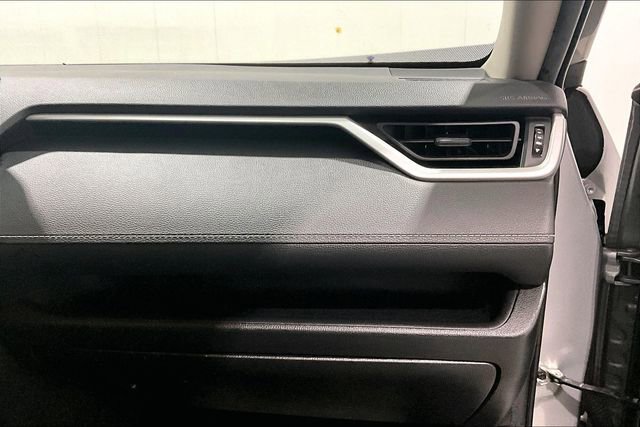 Used 2021 Toyota RAV4 XLE w/ XLE Grade Weather Package image 28