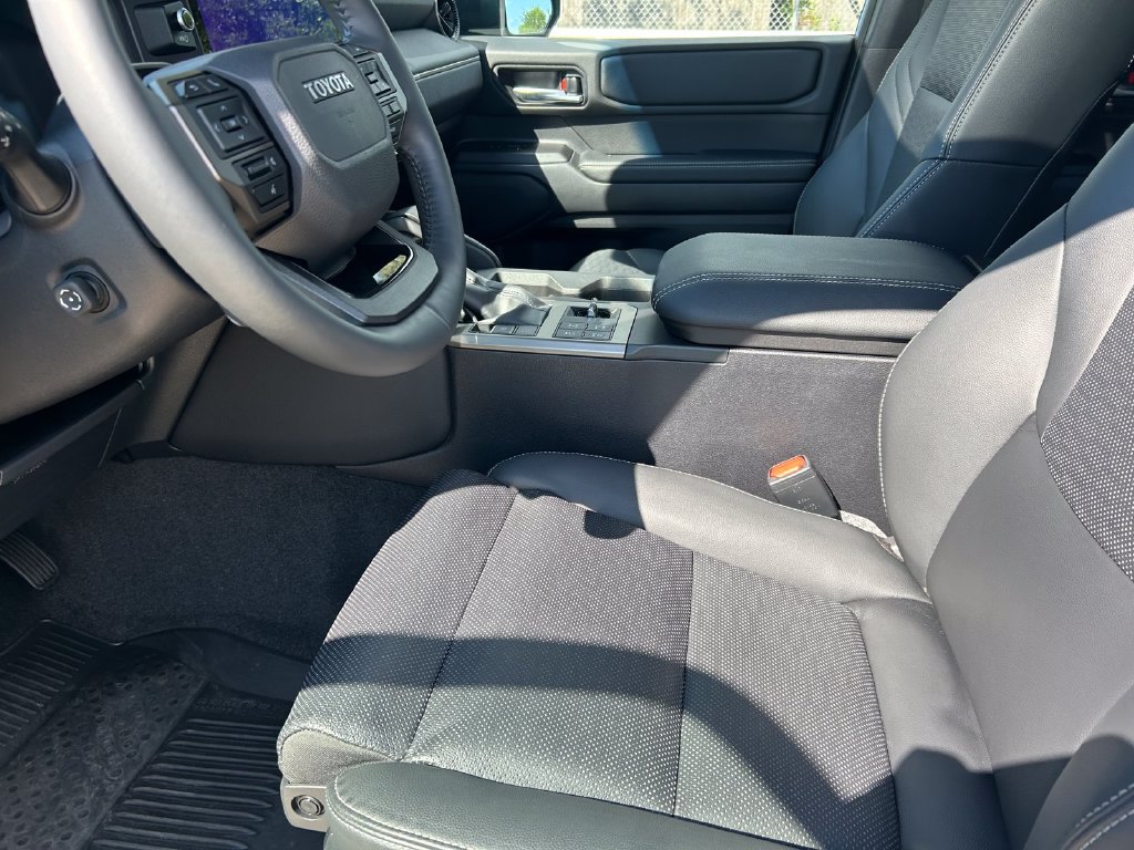 Used 2025 Toyota Land Cruiser AWD/4WD image 11