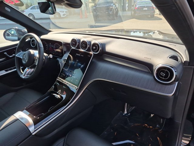 Used 2026 Mercedes-Benz GLC 300 4MATIC image 19
