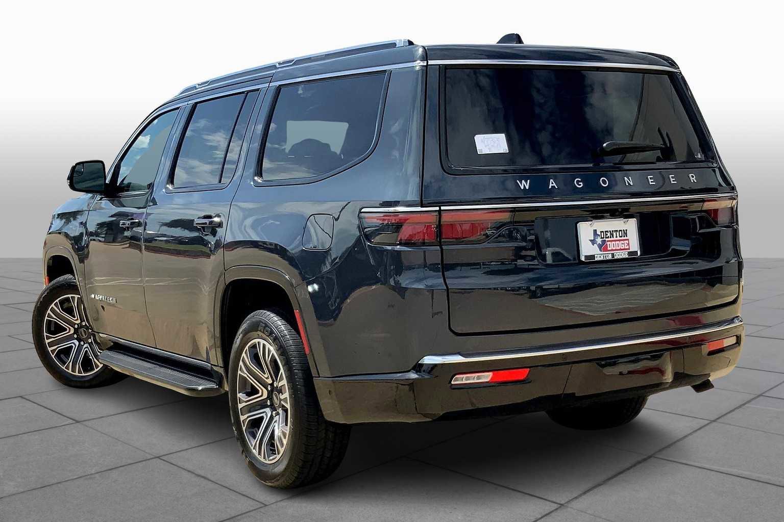 New 2025 Jeep Wagoneer 4WD w/ Convenience Group I image 12