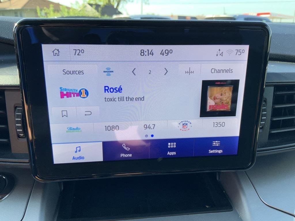 Used 2022 Ford Explorer XLT image 34