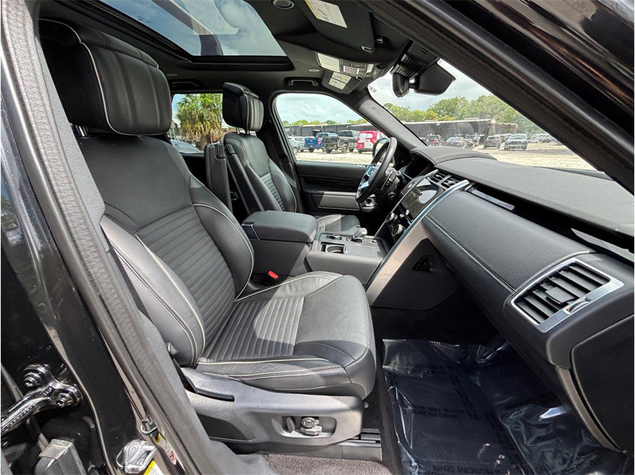 Used 2021 Land Rover Discovery HSE R-Dynamic image 52