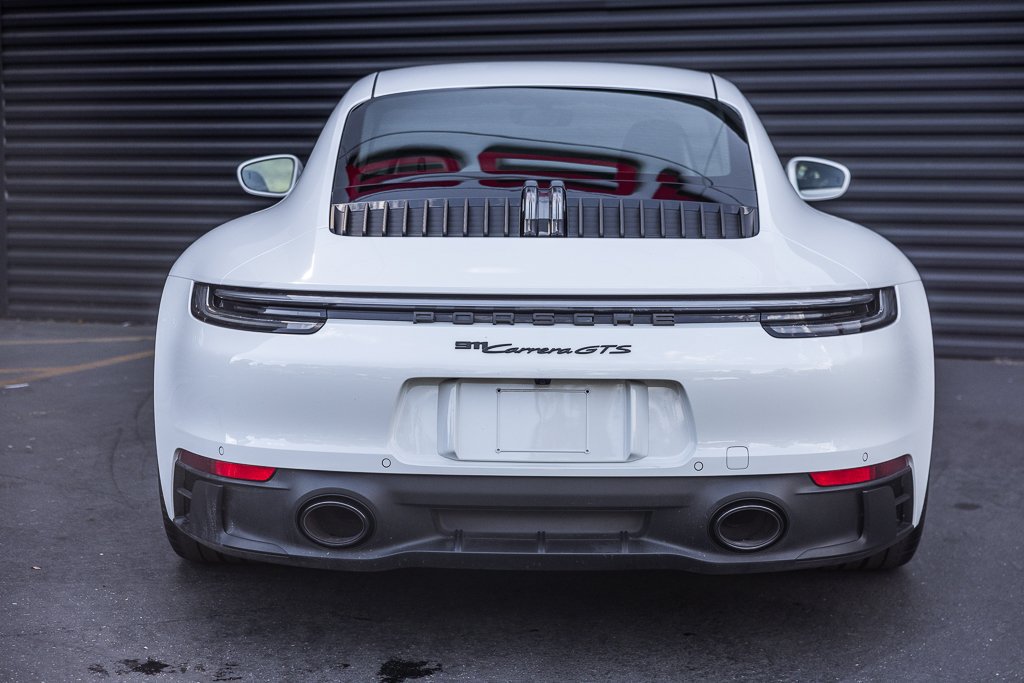 Certified 2024 Porsche 911 Carrera GTS RWD image 9