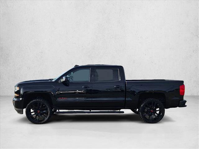 Used 2018 Chevrolet Silverado 1500 LT w/ Texas Edition RWD image 9