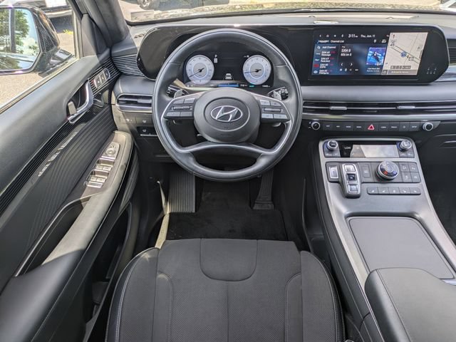 Used 2025 Hyundai Palisade Calligraphy AWD/4WD image 16