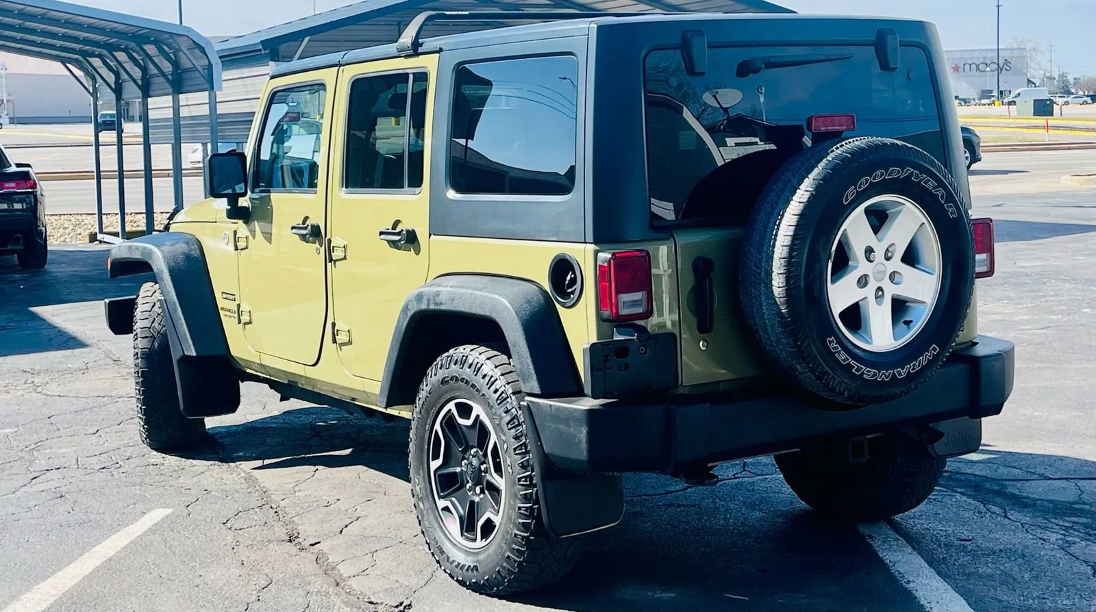 Used 2013 Jeep Wrangler Unlimited Sport image 7