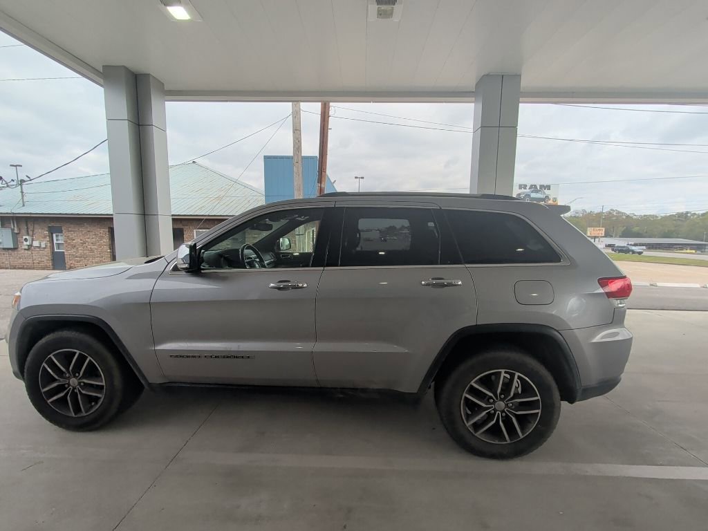 Used 2018 Jeep Grand Cherokee Limited image 7