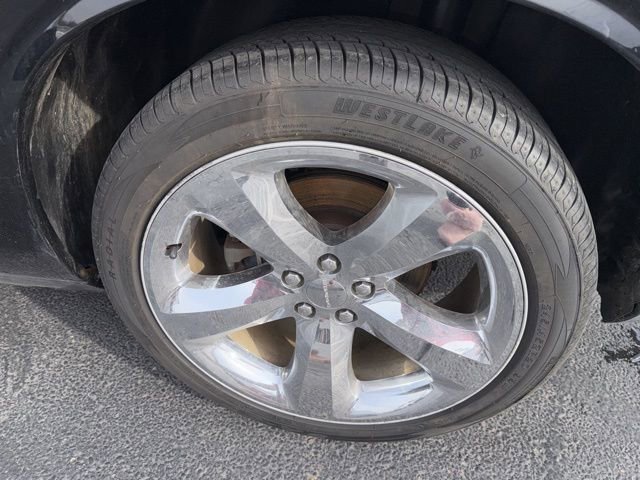 Used 2014 Dodge Challenger SXT w/ Super Sport Group (SS/T) image 25