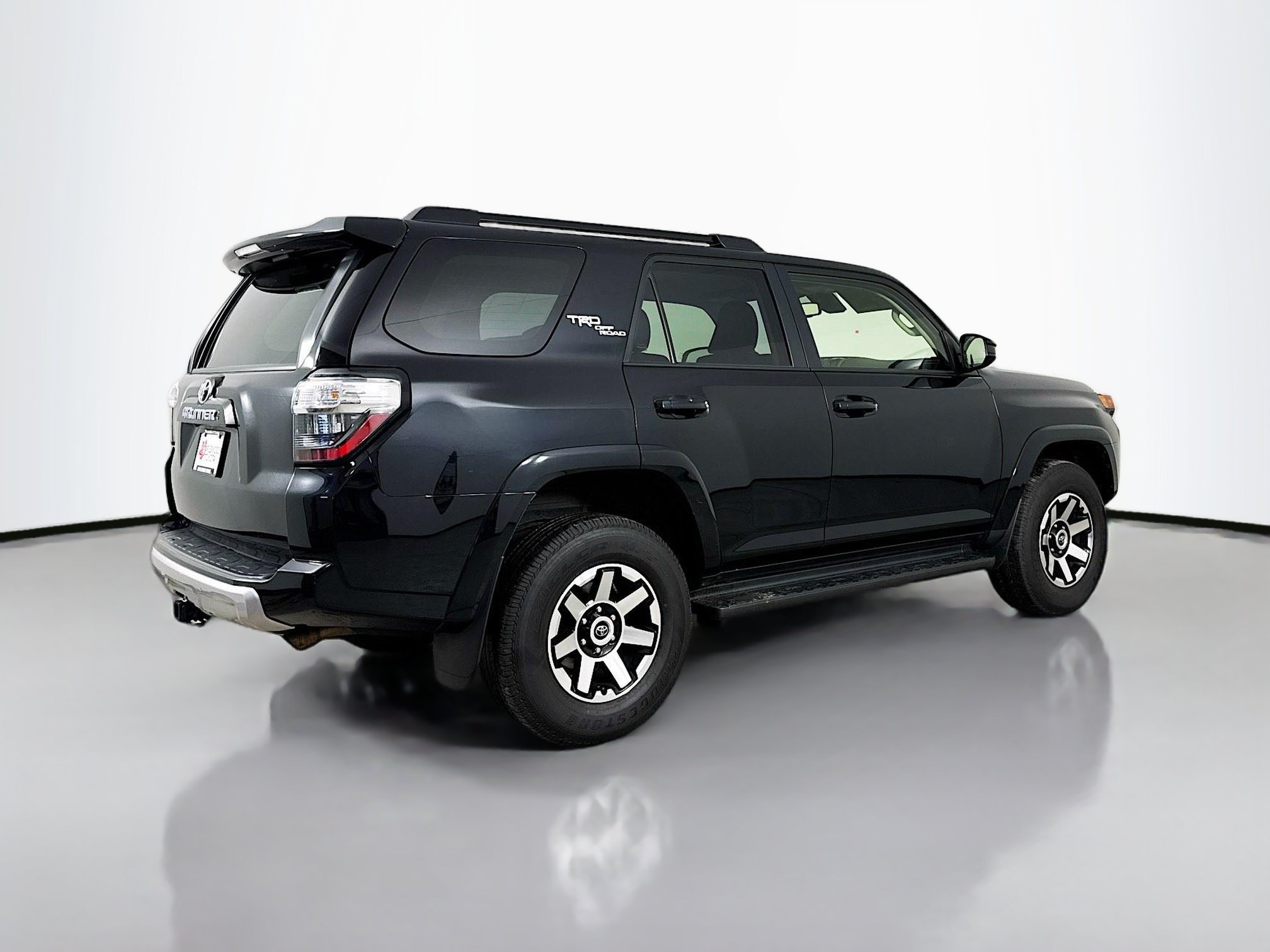 Certified 2024 Toyota 4Runner TRD Off-Road AWD/4WD image 7