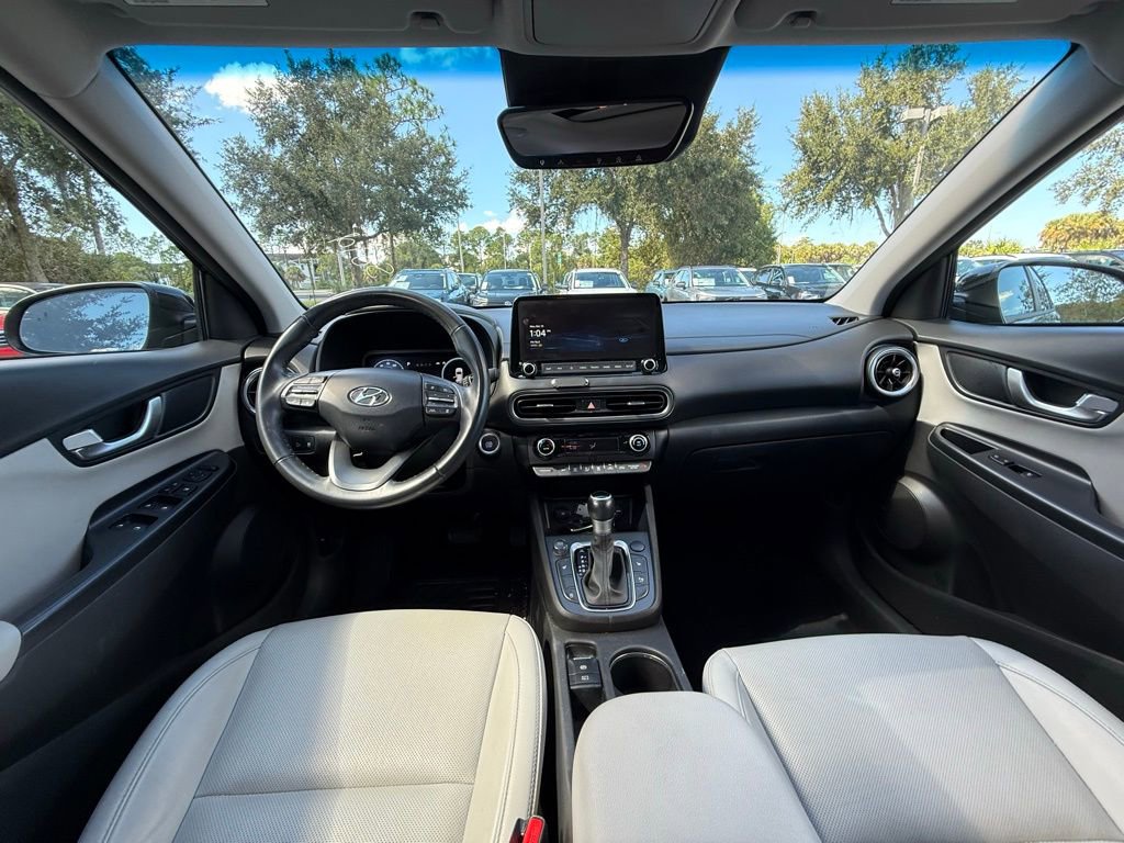 Used 2022 Hyundai Kona Limited image 19