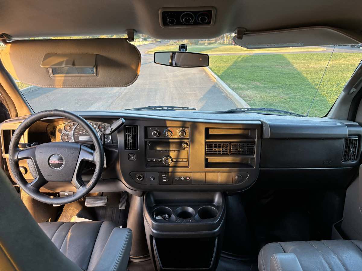 Used 2013 GMC Savana 3500 LS w/ Power Package RWD image 11