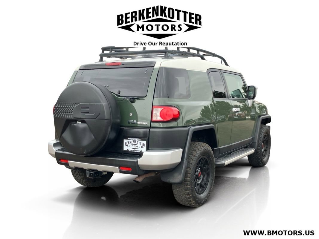 Used 2011 Toyota FJ Cruiser 4WD image 6