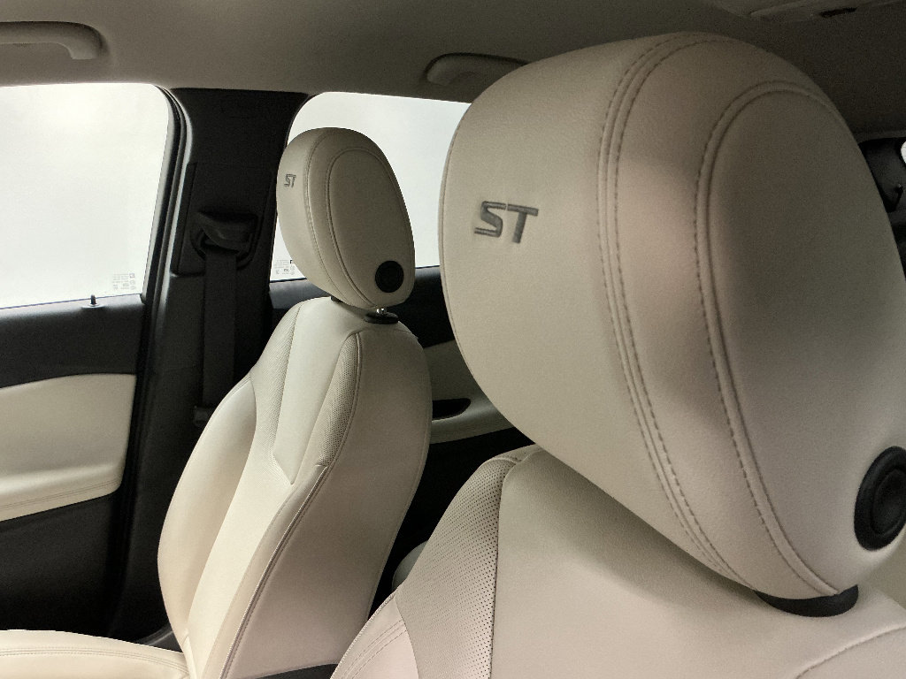 Used 2024 Buick Encore GX Sport Touring image 9