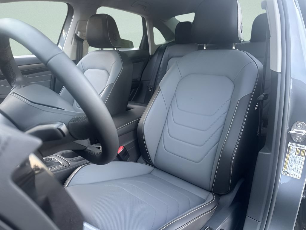 New 2026 Volkswagen Jetta SEL FWD image 11