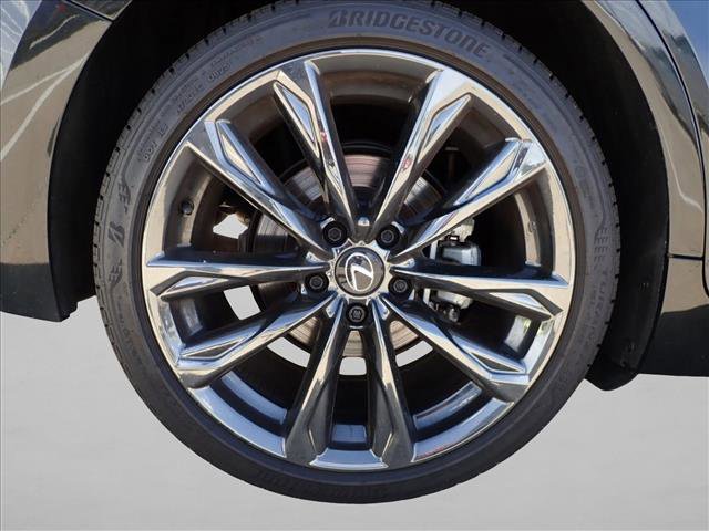 Used 2025 Lexus IS 350 F Sport w/ Navigation Package image 7