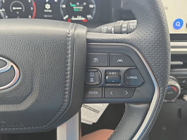 Used 2025 Toyota 4Runner TRD Off-Road Premium w/ Tow Technology Package image 18