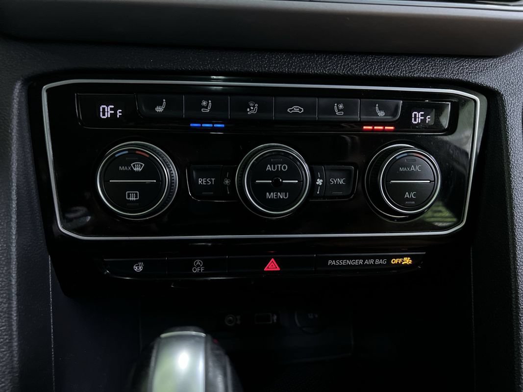 Used 2018 Volkswagen Atlas SEL Premium AWD/4WD image 24