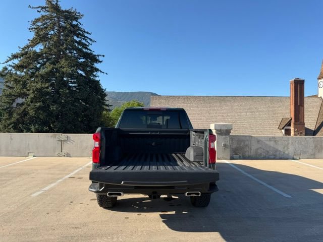 Used 2025 Chevrolet Silverado 1500 LT Trail Boss w/ Convenience Package II AWD/4WD image 8